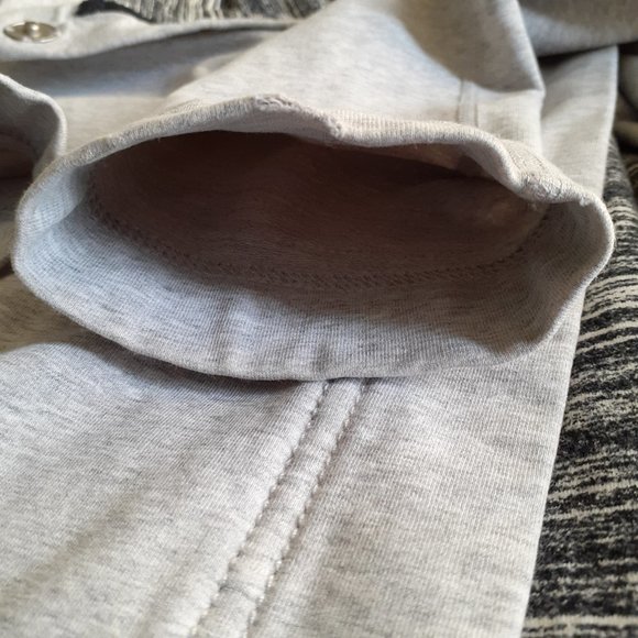 Lululemon Savasana Wrap Light Gray Size 8 - Picture 10 of 11